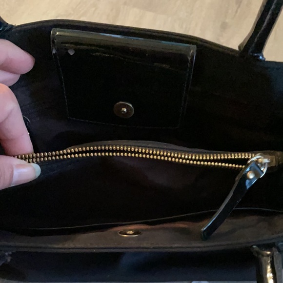 Kate Spade ♠️ handheld bag - Picture 4 of 4